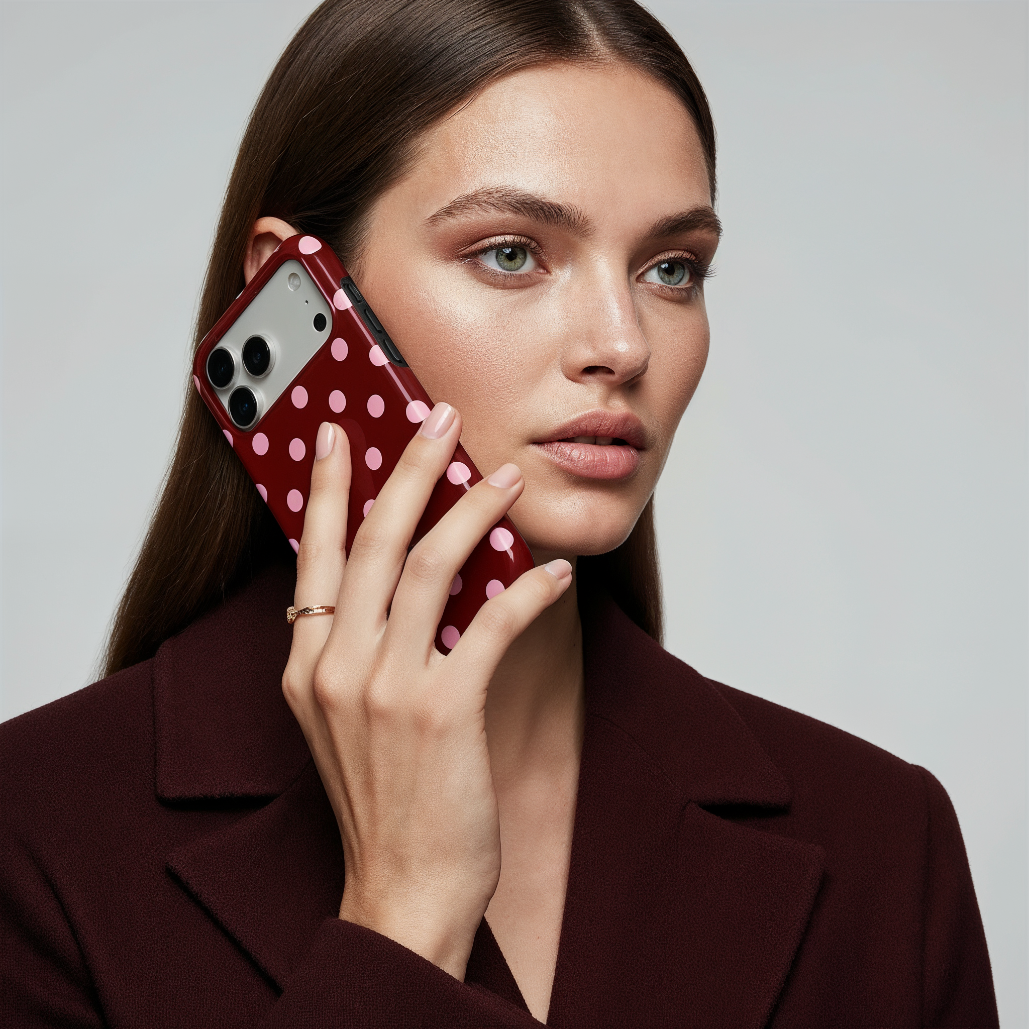 2VYIRClassicPolkaDotsBurgundyandPinkLifestyle-ShockproofToughMagSafeiPhoneCase.png